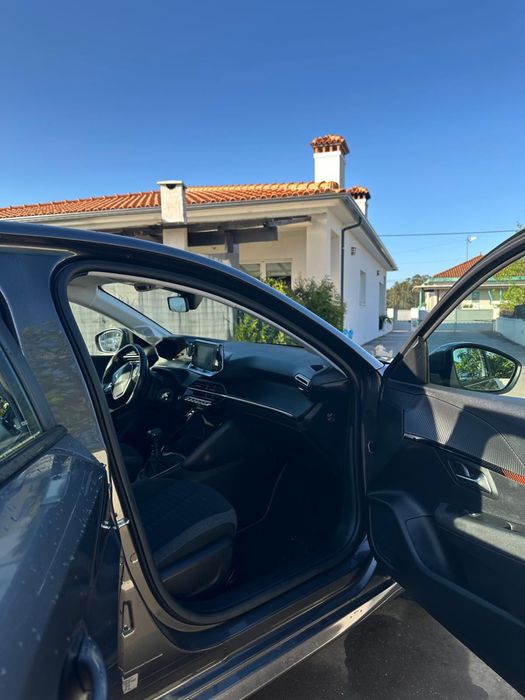 Peugeot 208 70 mil kms 2019