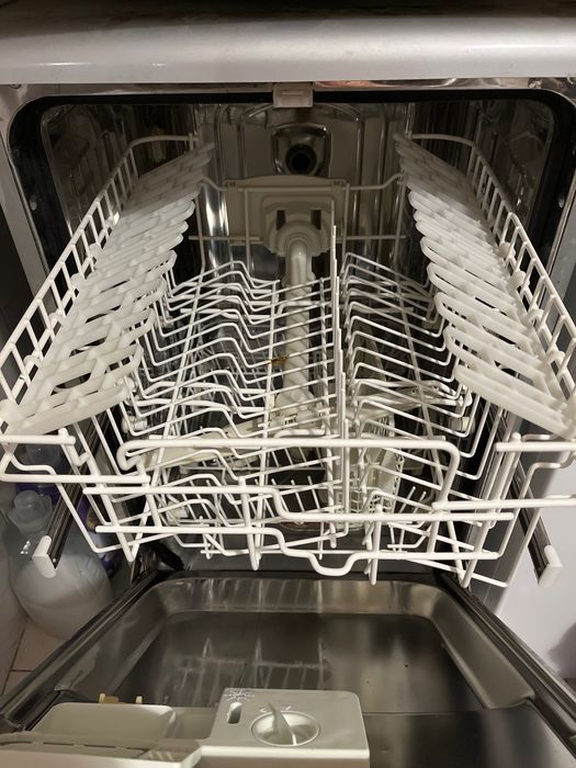 Máquina de lavar loiça Candy