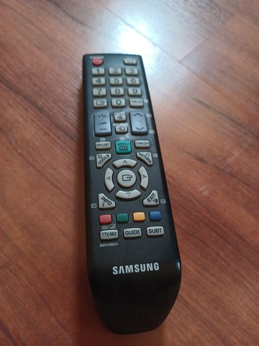 Monitor Samsung SyncMaster P2770HD 22"