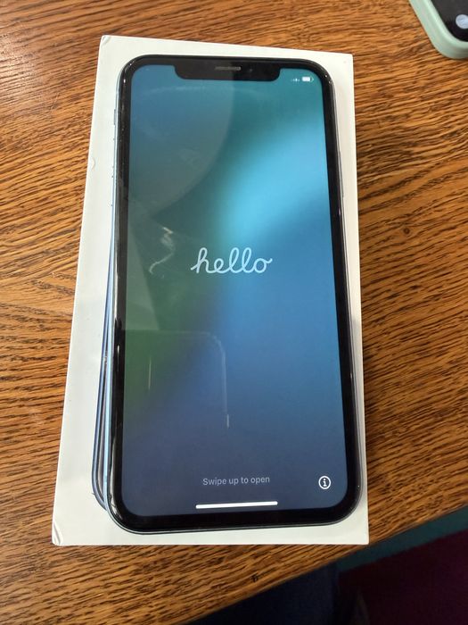 Продам Iphone xr