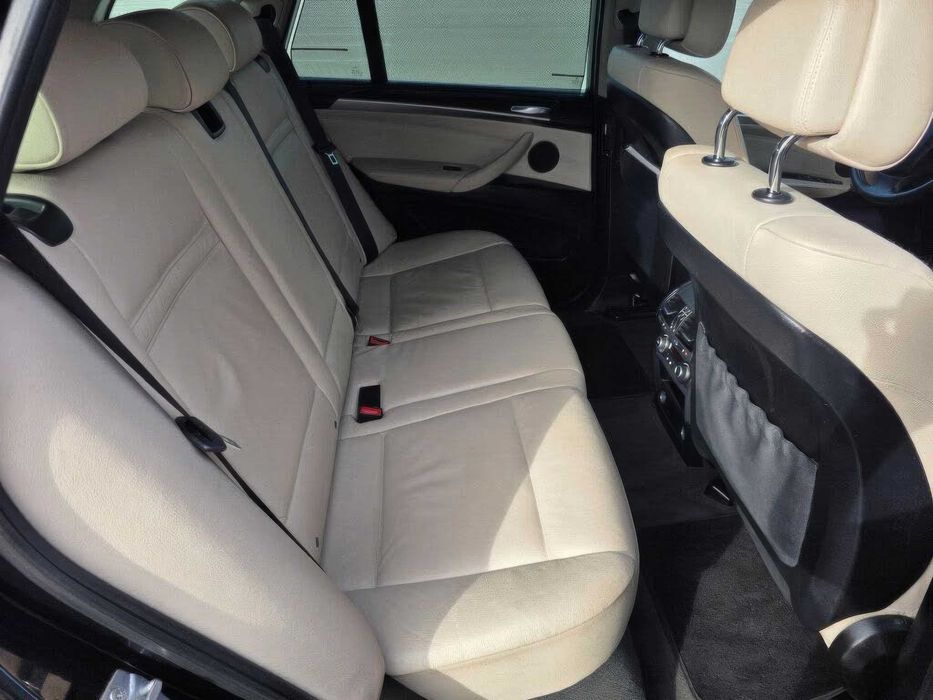 BMW X5 35d      2013