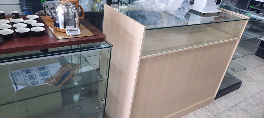 Mannequins - Display Stand for Clearance or Promotions (NEW)64739678511106123