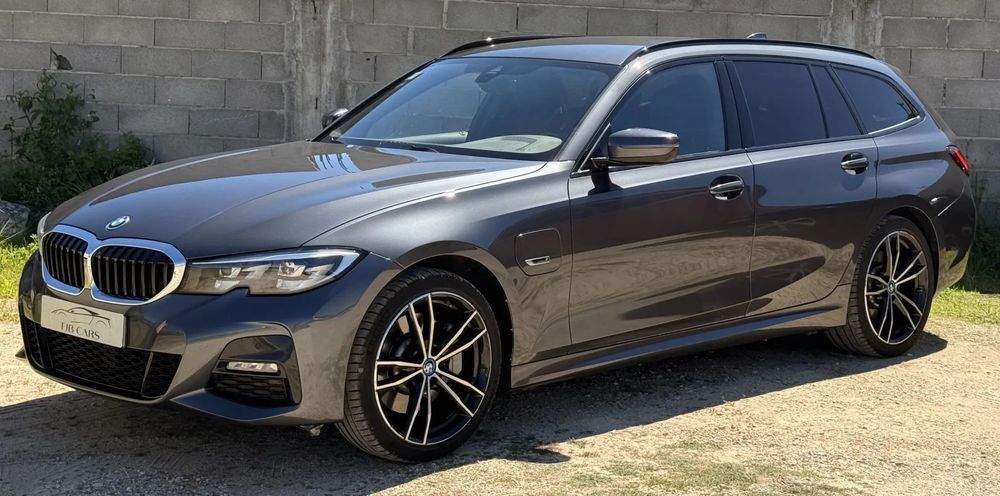 BMW 330 e Pack Desportivo M Auto