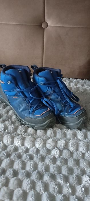 Buty męskie górskie.