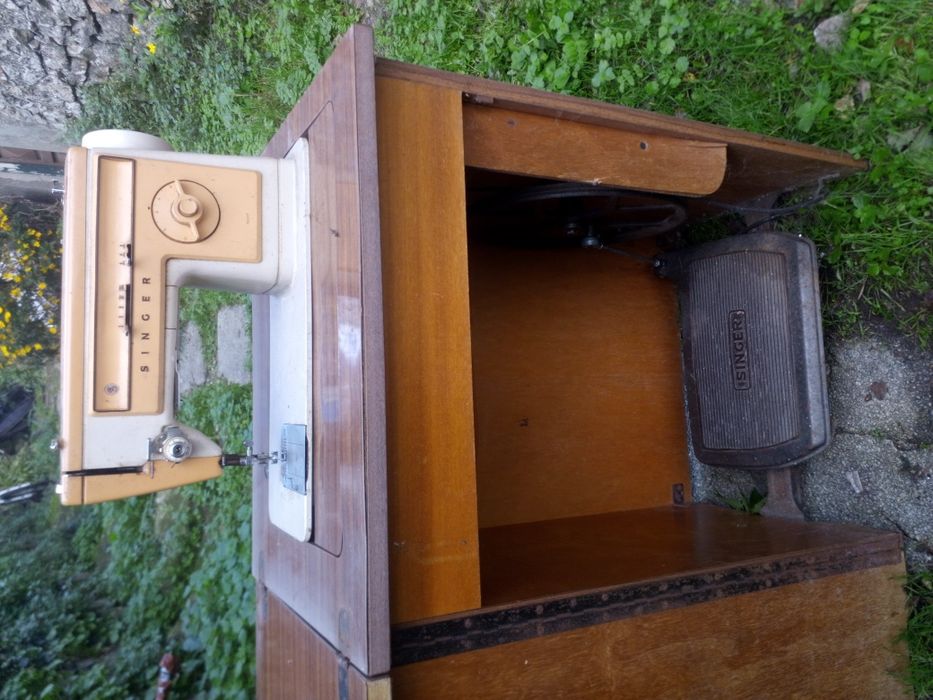 Maquina costura Singer