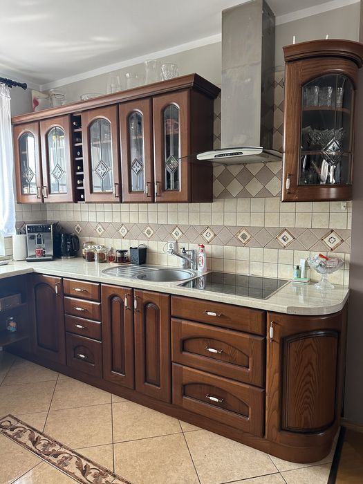 Rustykalne meble z litego drzewa