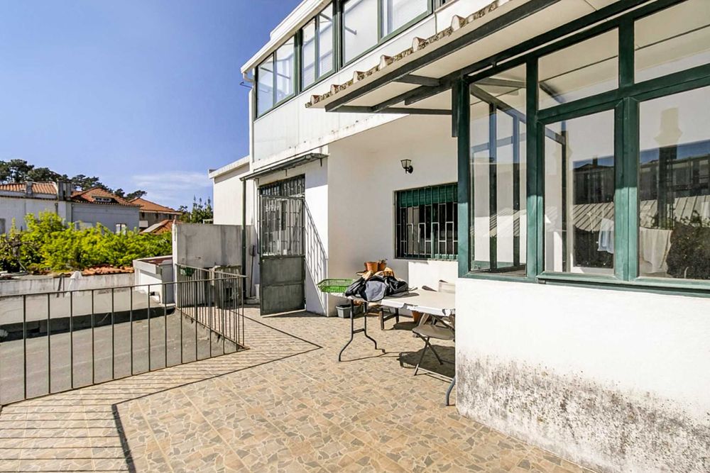Apartamento à venda em Rua Aval de Cima 277, Porto