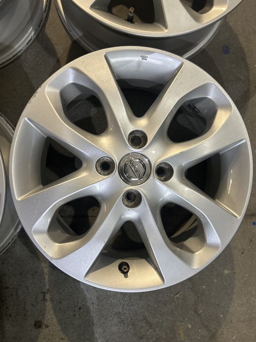 Felgi nissan oryginał 15’