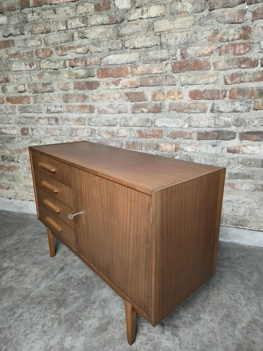 Komoda vintage prl Violetta po renowacji