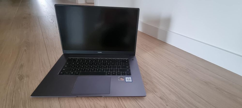Laptop Huawei MateBook D15