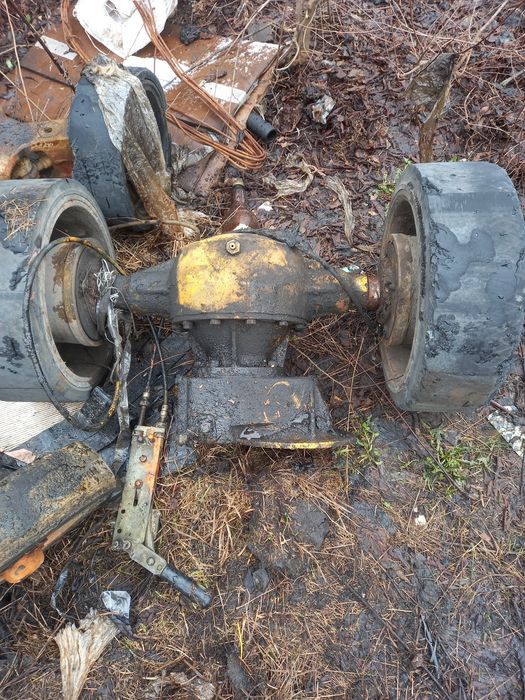 Міст ведучий на трактор