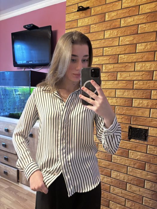 Жіноча блуза H&M Xs-S