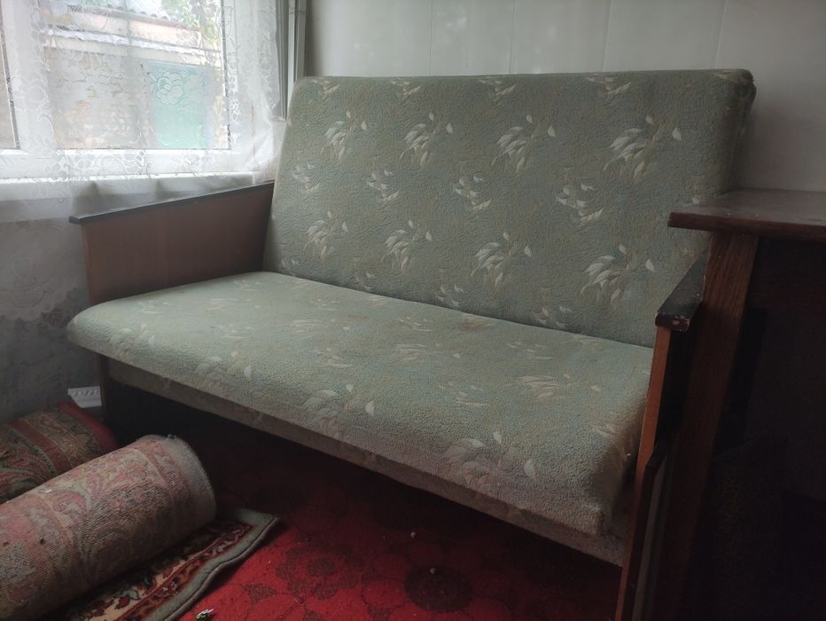 Продам диван, розкладний, малогабаритний