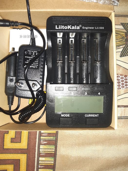 Зарядное устройс lLii-BD4 и  Litokala Lii500