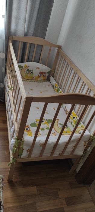 Кроватка-маятник