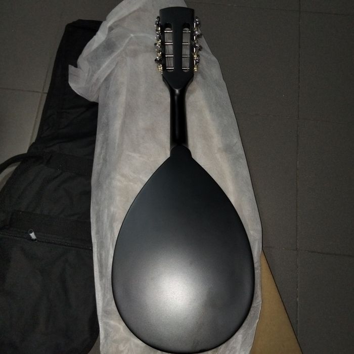 Bandolim preto e saco novos