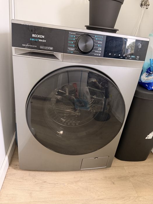 Máquina de Lavar Roupa 8kg - 1400 rpm (inox)