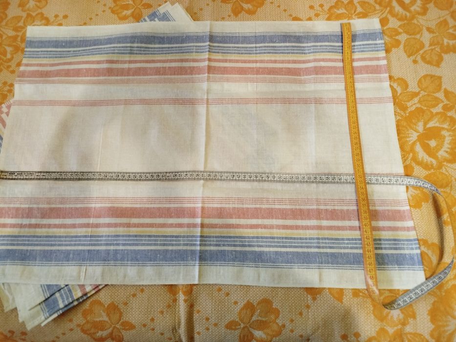 Полотенца  льняные.