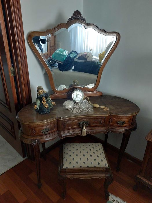 Mobilia de quarto de casal completa