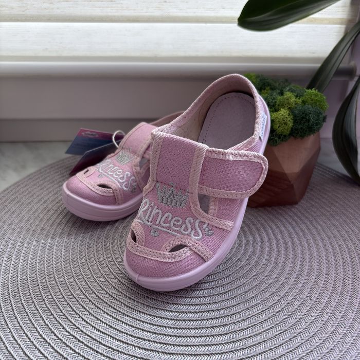 Тапочки дитячі Waldi для дівчинки в садок,валді,24,26,30