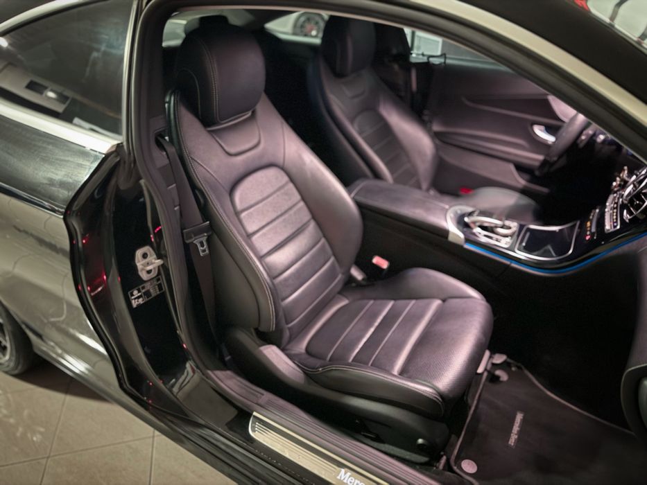 Mercedes-Benz C220D Coupé 9G-Tronic Nacional