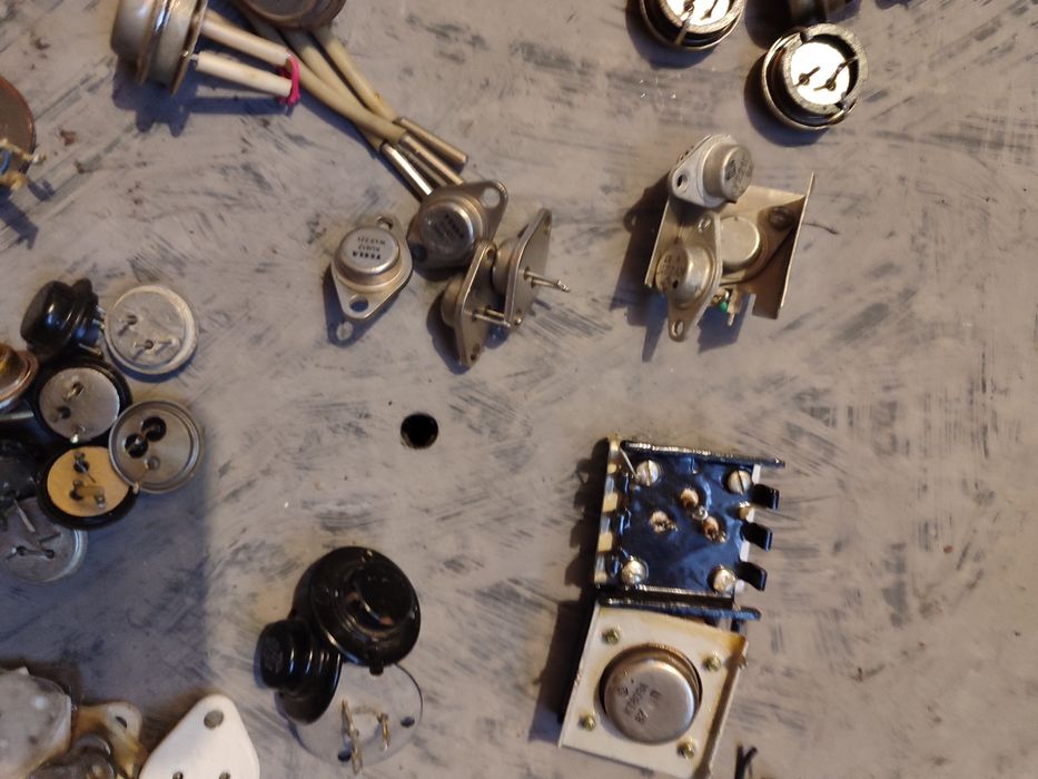 Транзисторы производства СССР продам.: 1 500 грн. - Інша електроніка ...