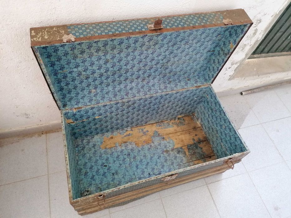 Arcas antigas para restauro