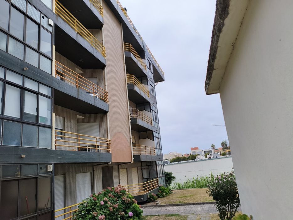 Arrendo apartamento em Buarcos