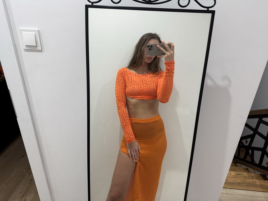 Spódnica rozkloszowana Bershka