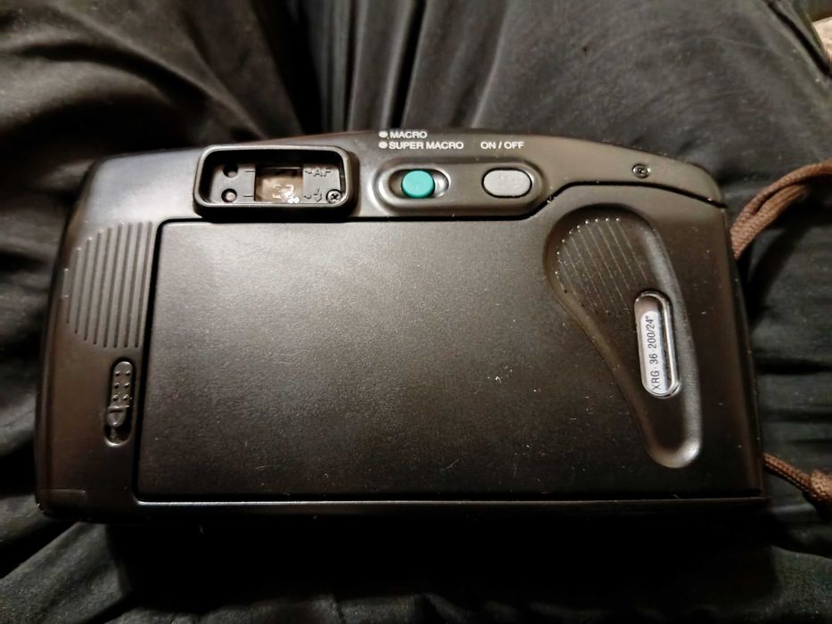 Продам фотоапарат samsung af zoom 1050