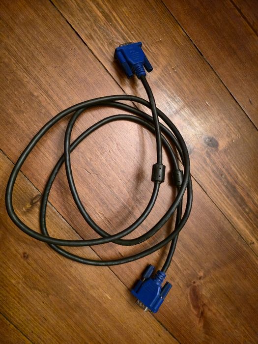 Kabel VGA / D-Sub z filtrami antyzakłóceniowymi (do monitora / PC)