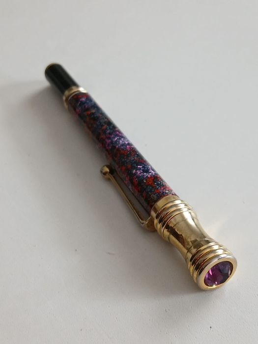 Caneta de tinta permanente da Hachette Tompla