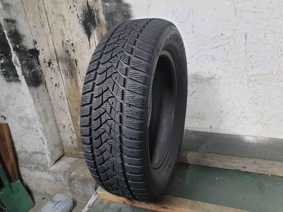 Opona pojedynka zimowa 205/60R16 8,2mm Dunlop Winter Sport 5