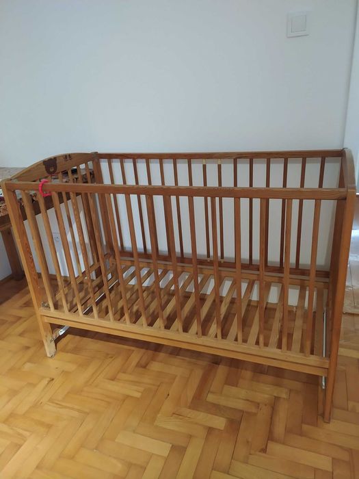Łóżeczko drewniane dla dziecka