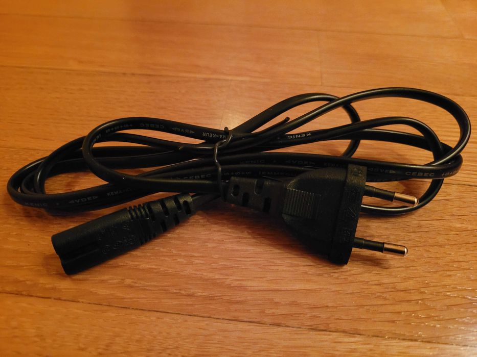 Nowa Profesjonalna Lampa LED/UV do paznokci marki NeoNail