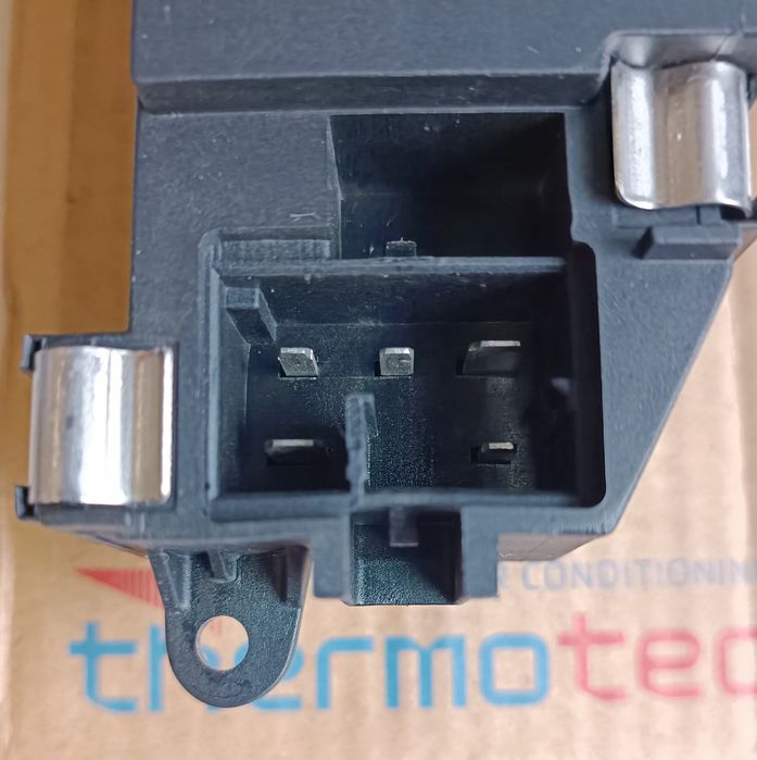 Резистор електродвигуна вентилятора THERMOTEC DEA004TT (новий)