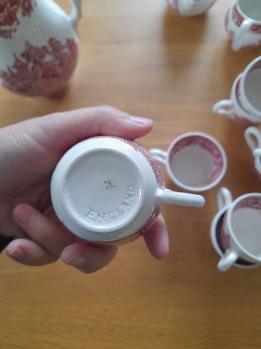 Conjunto de Chá Avon Cottage da Enoch Wedgwood Tunstall Ltd