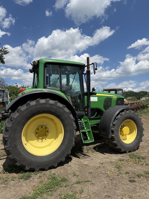Продам John Deere 6930 Premium