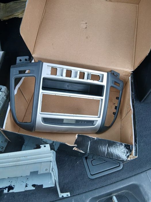 Продам автомагнітолу.