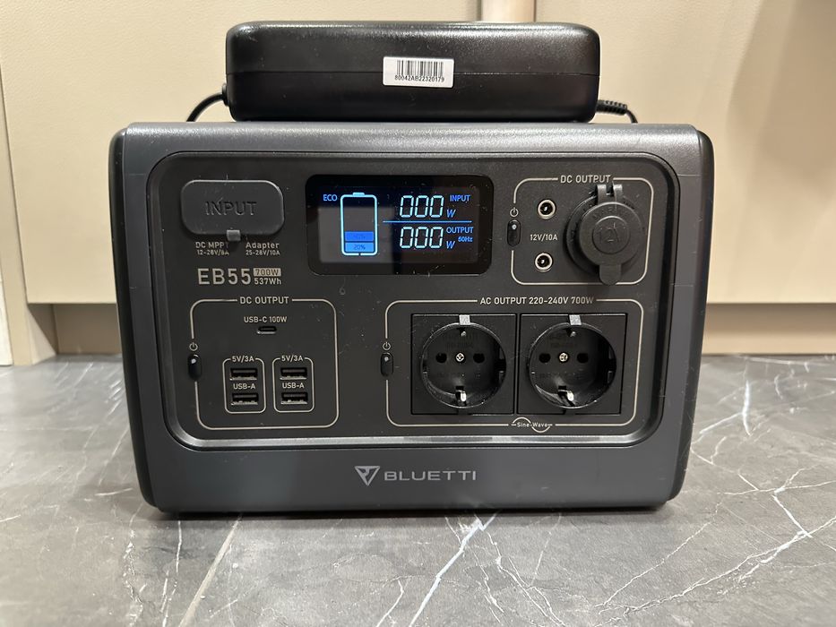 Bluetti EB55 - 700Bт, 537 W*h