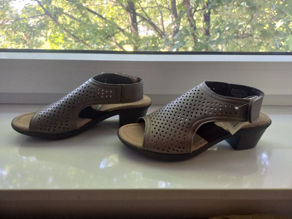 Buty sandały skórzane 39