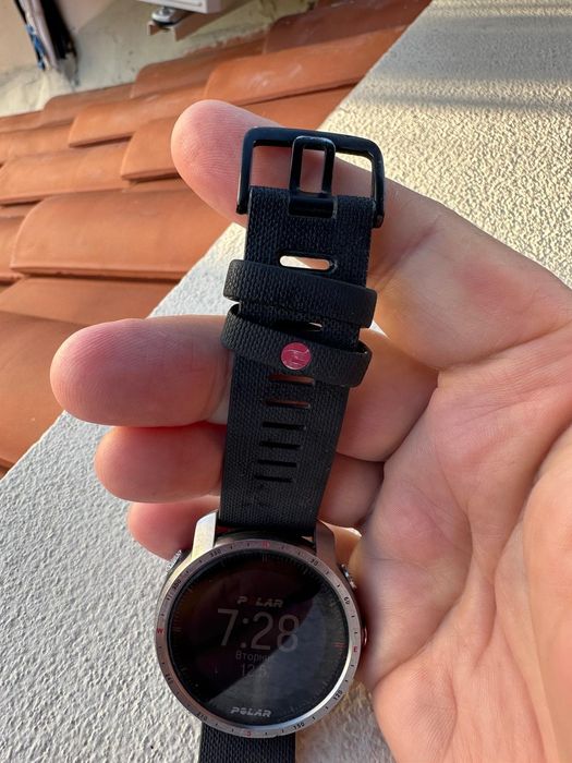 Часы Polar Grit X Pro