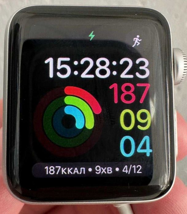 Apple Watch Series 3 38mm — хороший стан, ОРИГІНАЛ, недорого!