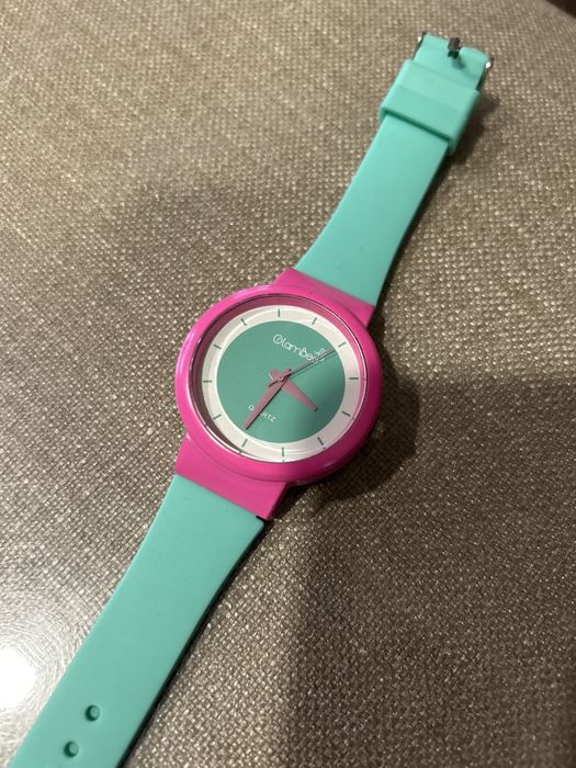 Годинник(часы) наручні жіночі