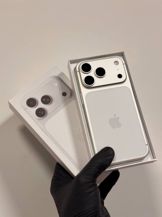 Apple iPhone 17 Pro 512Gb. ( Silver )