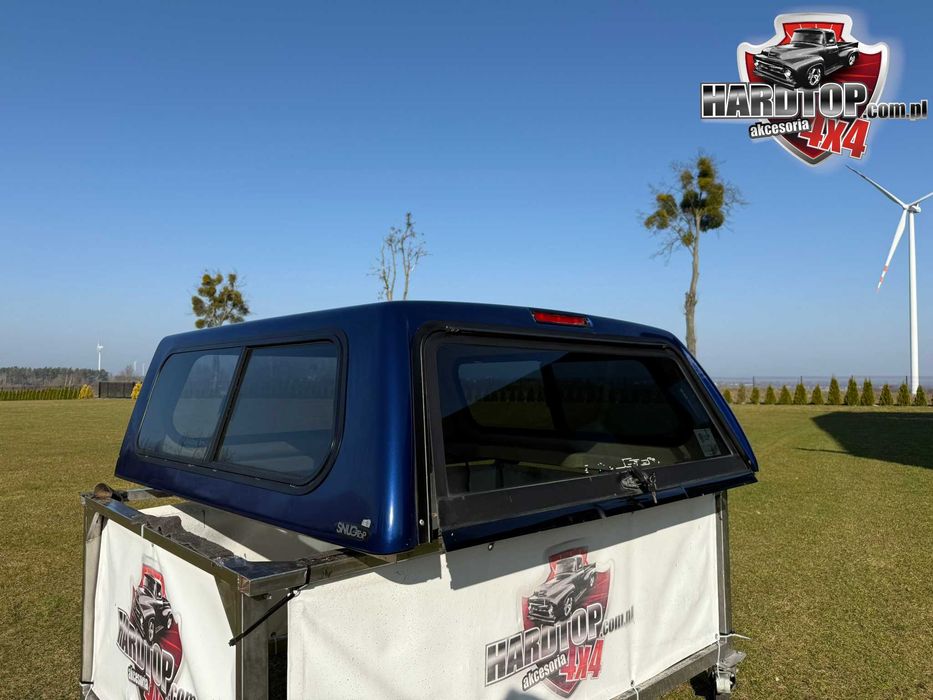 Zabudowa Paki Nissan Navara Snugtop D22 Hardtop Pick-Up