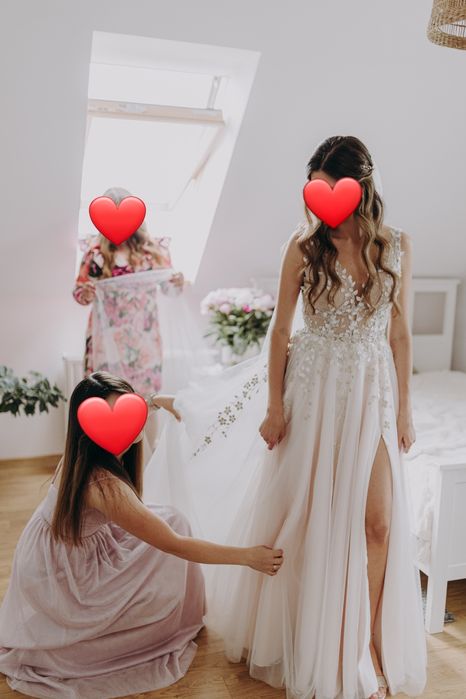 Kremowa suknia ślubna