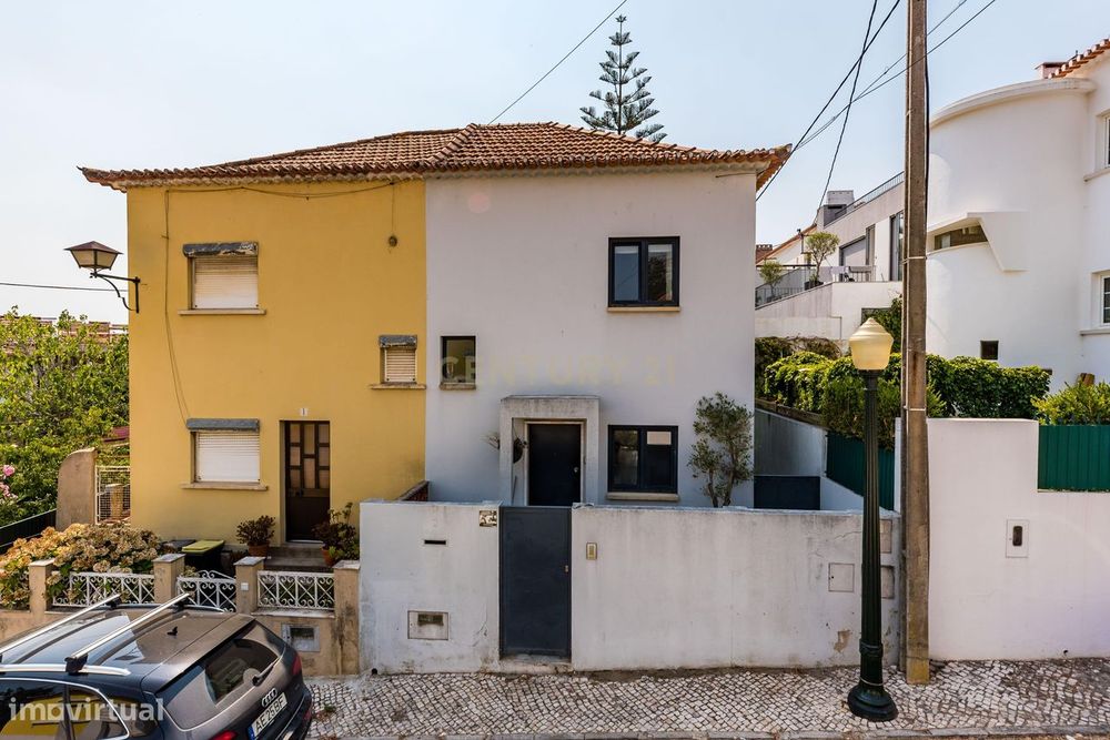 Moradia T2 Renovada com Jardim, Cave e Terraço | Viva o melhor de Belé