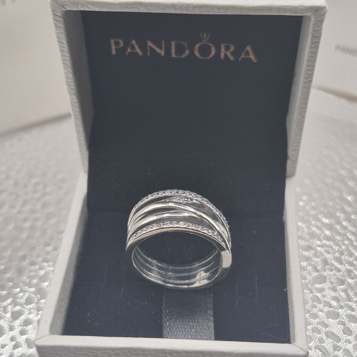 Anel Pandora Sparkling & Polished Lines