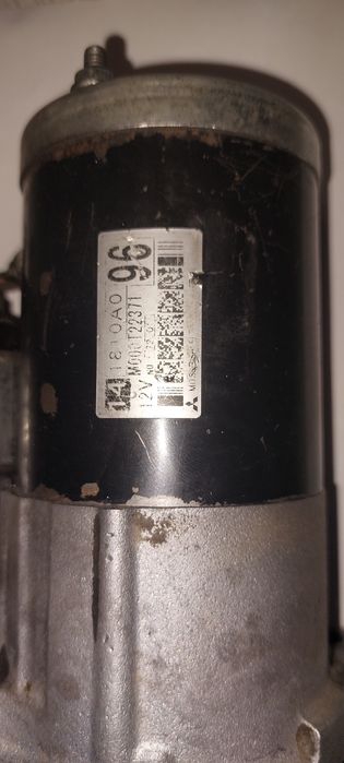 Продам стартер на mitsubishi outlander xl 3.0 mooot22371